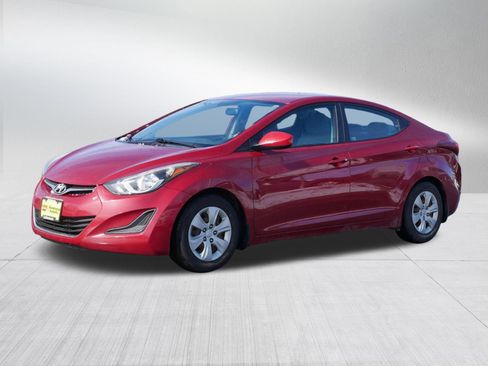 Used 2016 Hyundai Elantra SE image 3