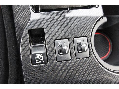Used 2018 Toyota 4Runner TRD Off-Road Premium AWD/4WD image 31