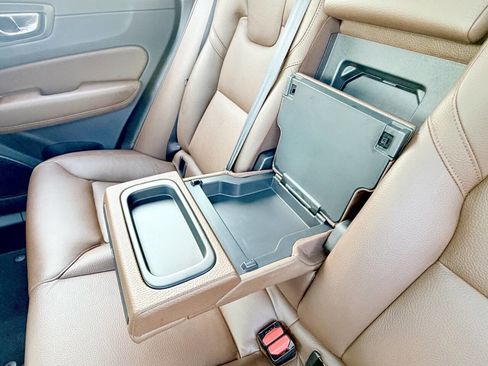 Used 2019 Volvo XC60 T5 Inscription image 38