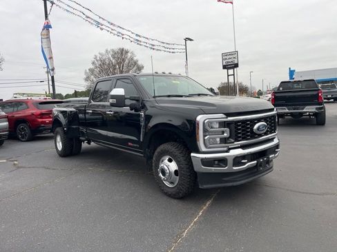 Used 2024 Ford F350 Lariat w/ Lariat Ultimate Package image 2