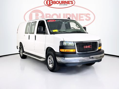 Used 2025 GMC Savana 2500 w/ Driver Convenience Package RWD image 1