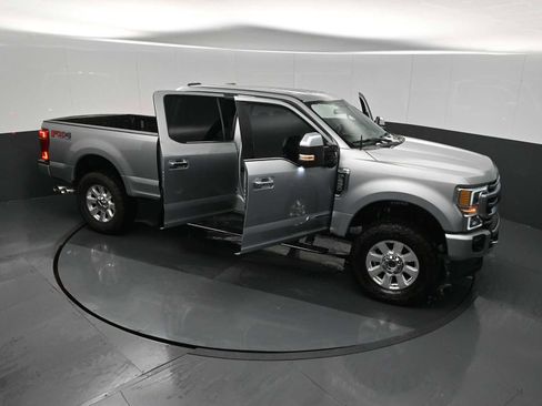 Used 2021 Ford F250 Platinum w/ FX4 Off-Road Package image 27
