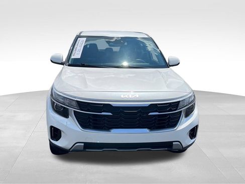Used 2024 Kia Seltos LX AWD/4WD image 8