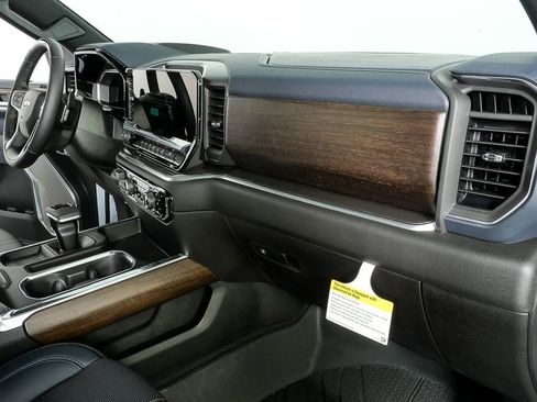 New 2026 Chevrolet Silverado 1500 High Country image 24