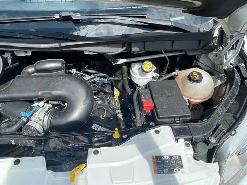 Used 2019 Ford Transit 150 XLT image 19