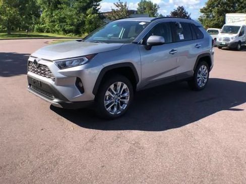 Certified 2019 Toyota RAV4 Limited w/ Cold Weather Package AWD/4WD image 4