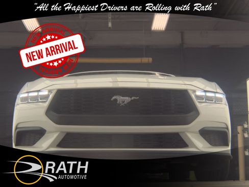 Used 2024 Ford Mustang Premium image 4