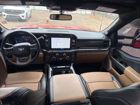 Used 2025 Ford F350 Lariat w/ Lariat Ultimate Package image 10