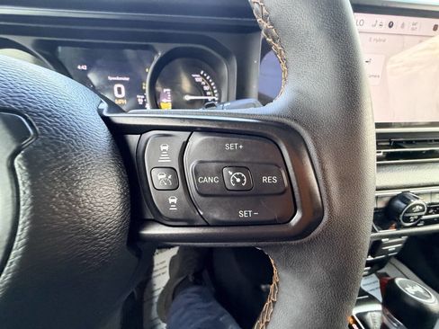 Used 2024 Jeep Wrangler Unlimited w/ Convenience Group image 56