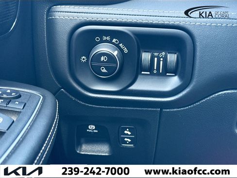 Used 2024 RAM 1500 Limited image 34