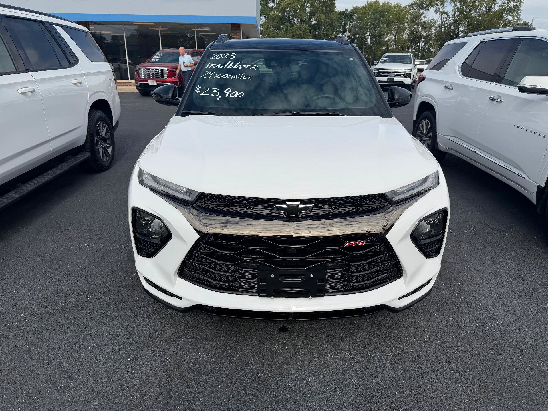 Used 2023 Chevrolet TrailBlazer RS FWD image 5