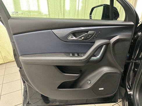 Certified 2024 Chevrolet Blazer RS w/ Driver Confidence II Package image 33