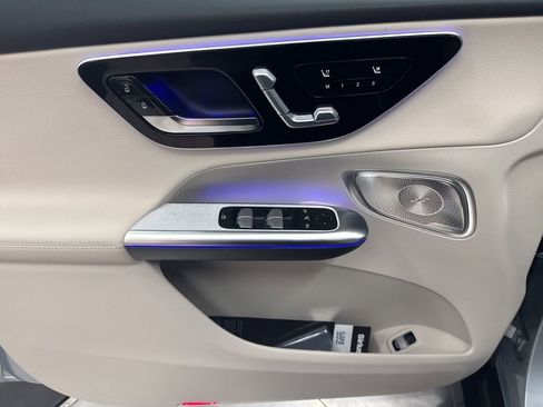 Used 2026 Mercedes-Benz GLC 300 image 17