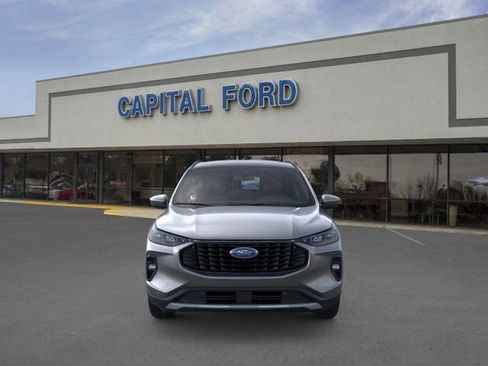 Used 2024 Ford Escape SE w/ PHEV Premium Package image 6