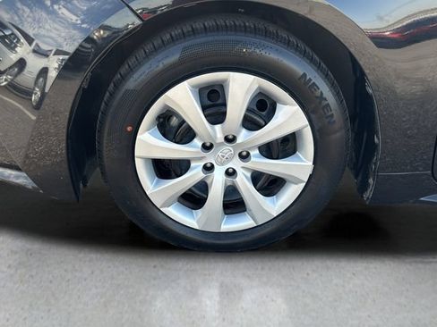 Used 2024 Toyota Corolla LE FWD image 27