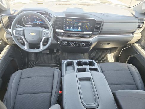 Used 2025 Chevrolet Silverado 2500 LT w/ All Star Edition AWD/4WD image 10