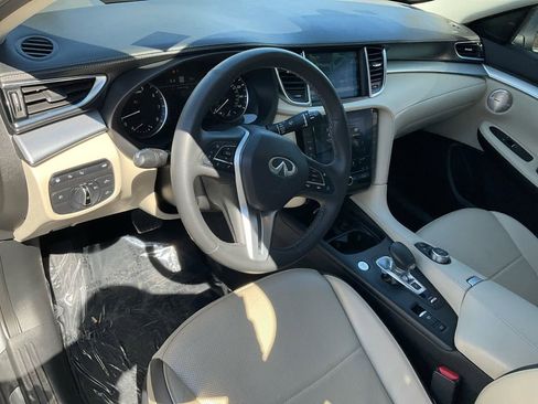Used 2022 INFINITI QX50 Sensory image 16
