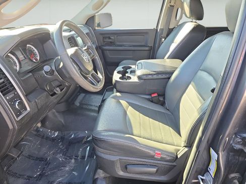 Used 2021 RAM 1500 Tradesman w/ Chrome Appearance Group image 8