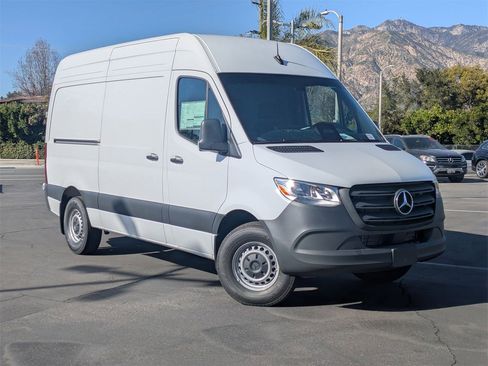 New 2025 Mercedes-Benz Sprinter 2500 image 15