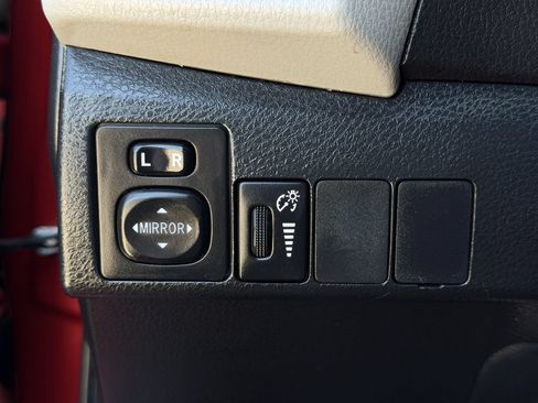 Used 2016 Toyota Corolla FWD image 21