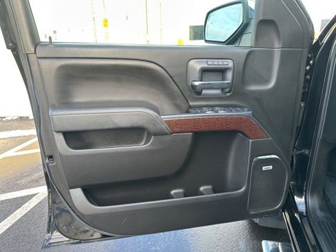 Used 2018 GMC Sierra 1500 SLT w/ SLT Premium Package image 19