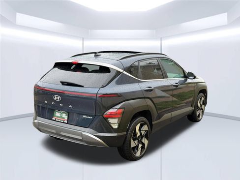 Used 2024 Hyundai Kona Limited AWD/4WD image 5