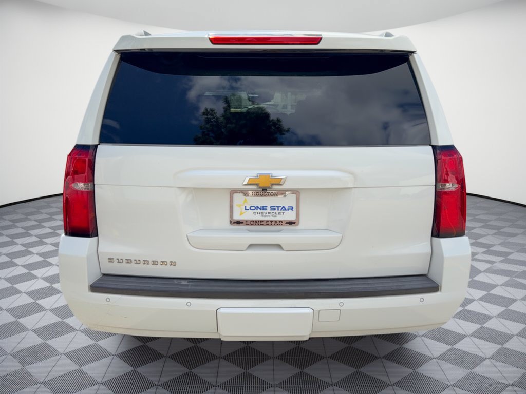 Used 2020 Chevrolet Suburban LT w/ Luxury Package RWD image 11