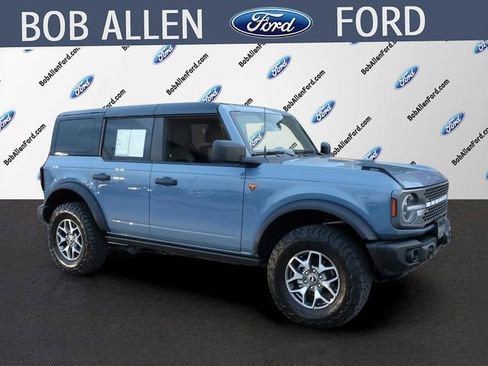 Used 2025 Ford Bronco Badlands AWD/4WD image 1