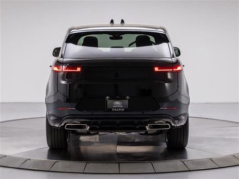 New 2026 Land Rover Range Rover Sport Dynamic SE image 4