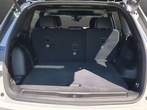 New 2025 Jeep Grand Cherokee Altitude image 25