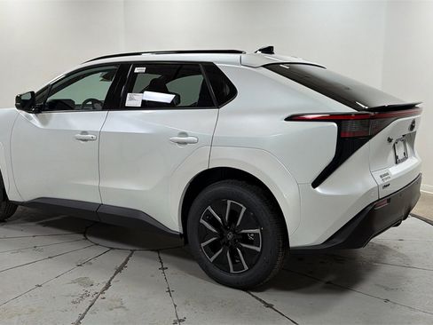 New 2026 Toyota bZ XLE Plus image 7