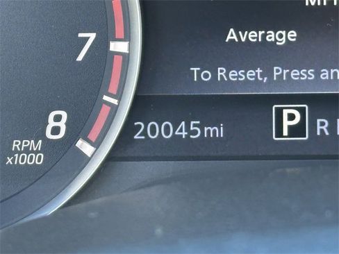 Used 2024 Nissan Titan SV w/ Accessory Utility Package image 28