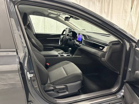 Used 2026 Toyota Camry LE FWD image 58