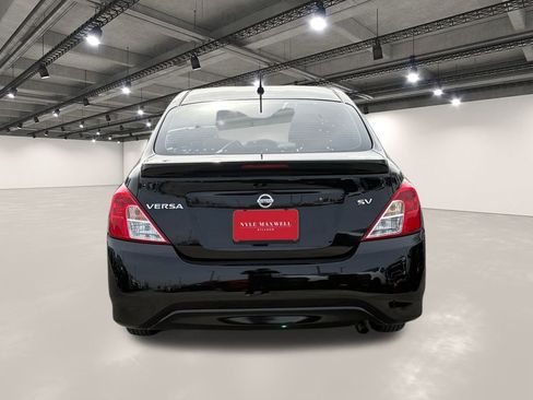 Used 2017 Nissan Versa SV image 15