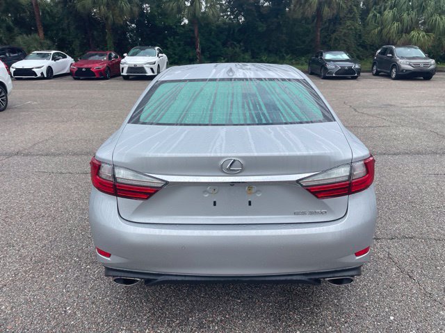 Used 2016 Lexus ES 350 w/ Luxury Package w/Wood Trim FWD image 3