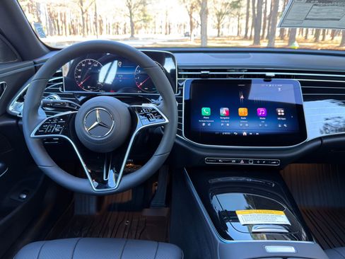 New 2026 Mercedes-Benz E 350 Sedan image 3