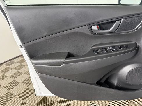 Used 2023 Hyundai Kona SEL AWD/4WD image 19
