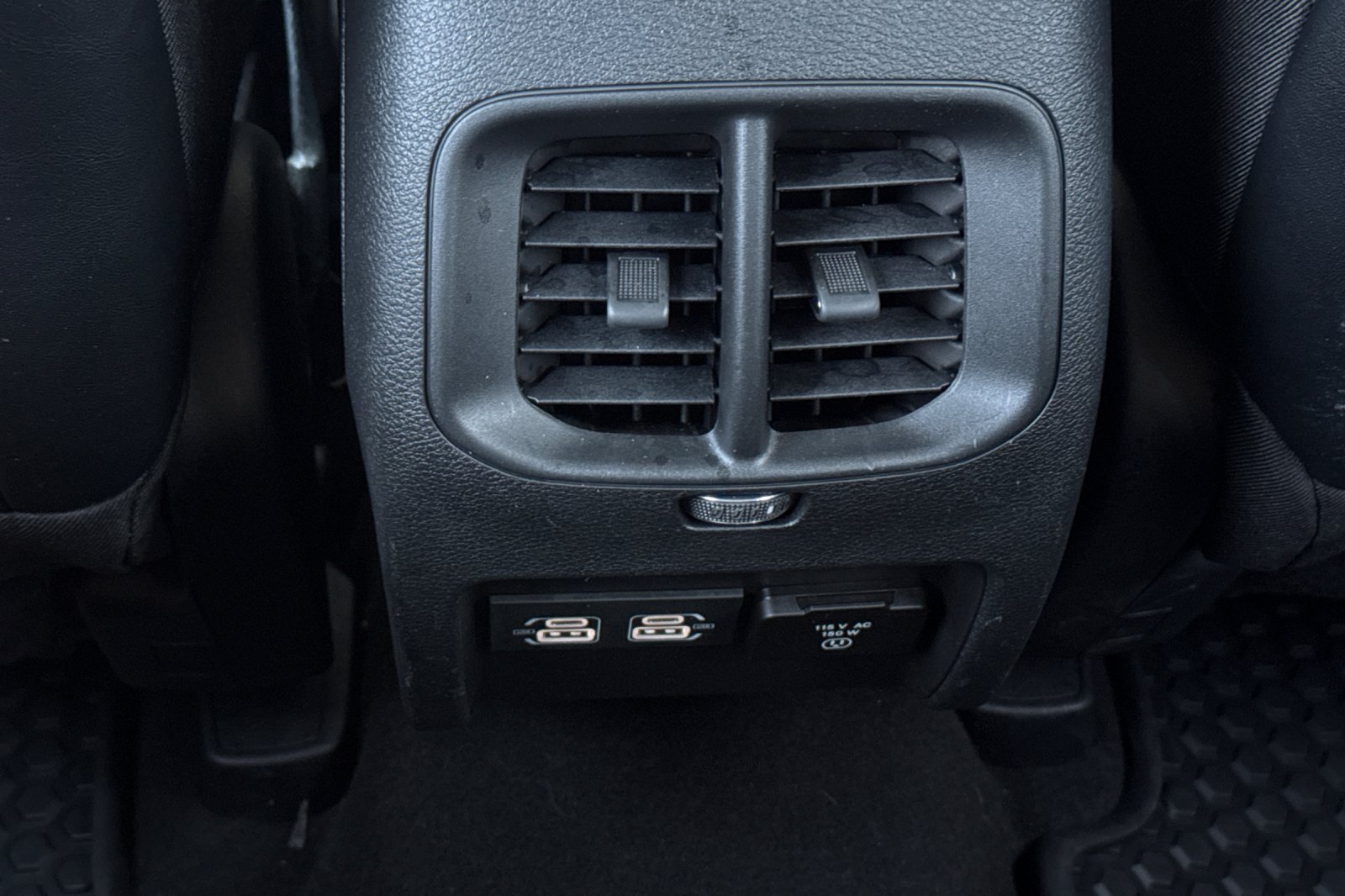 Used 2022 Jeep Cherokee Trailhawk w/ Comfort/Convenience Group AWD/4WD image 42