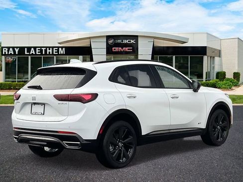 Used 2026 Buick Envision Sport Touring image 5