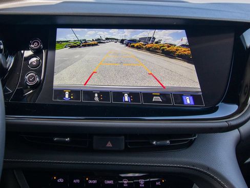 Used 2022 Buick Envision Avenir w/ Safety Package FWD image 28
