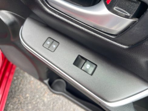 Used 2017 Toyota Camry SE FWD image 20