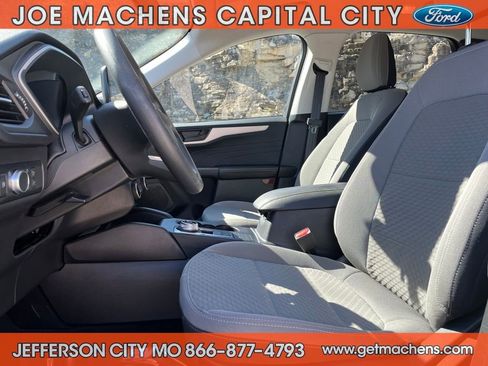 Certified 2022 Ford Escape SE image 18