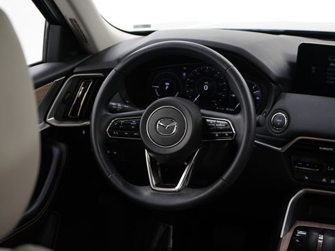 Certified 2025 MAZDA CX-90 Plug-In Hybrid w/Premium Sport image 18