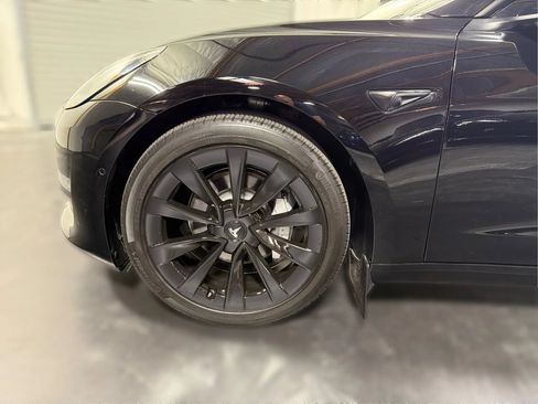 Used 2022 Tesla Model 3 Long Range AWD/4WD image 20