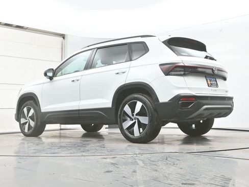 Used 2025 Volkswagen Taos S image 29