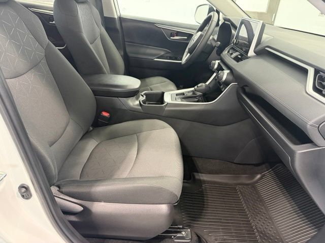 Used 2024 Toyota RAV4 XLE w/ Convenience Package AWD/4WD image 23