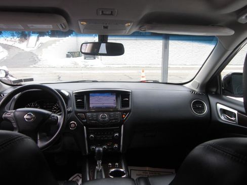 Used 2015 Nissan Pathfinder Platinum w/ Cargo Package image 27