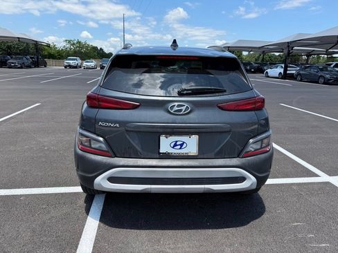 Used 2022 Hyundai Kona SEL FWD image 6