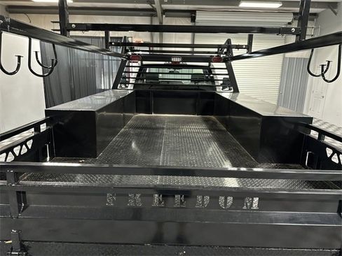 New 2023 Ford F550 4x4 Regular Cab Super Duty image 15