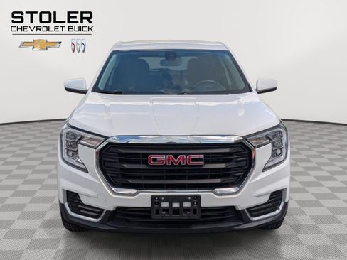 Used 2024 GMC Terrain SLE FWD image 8
